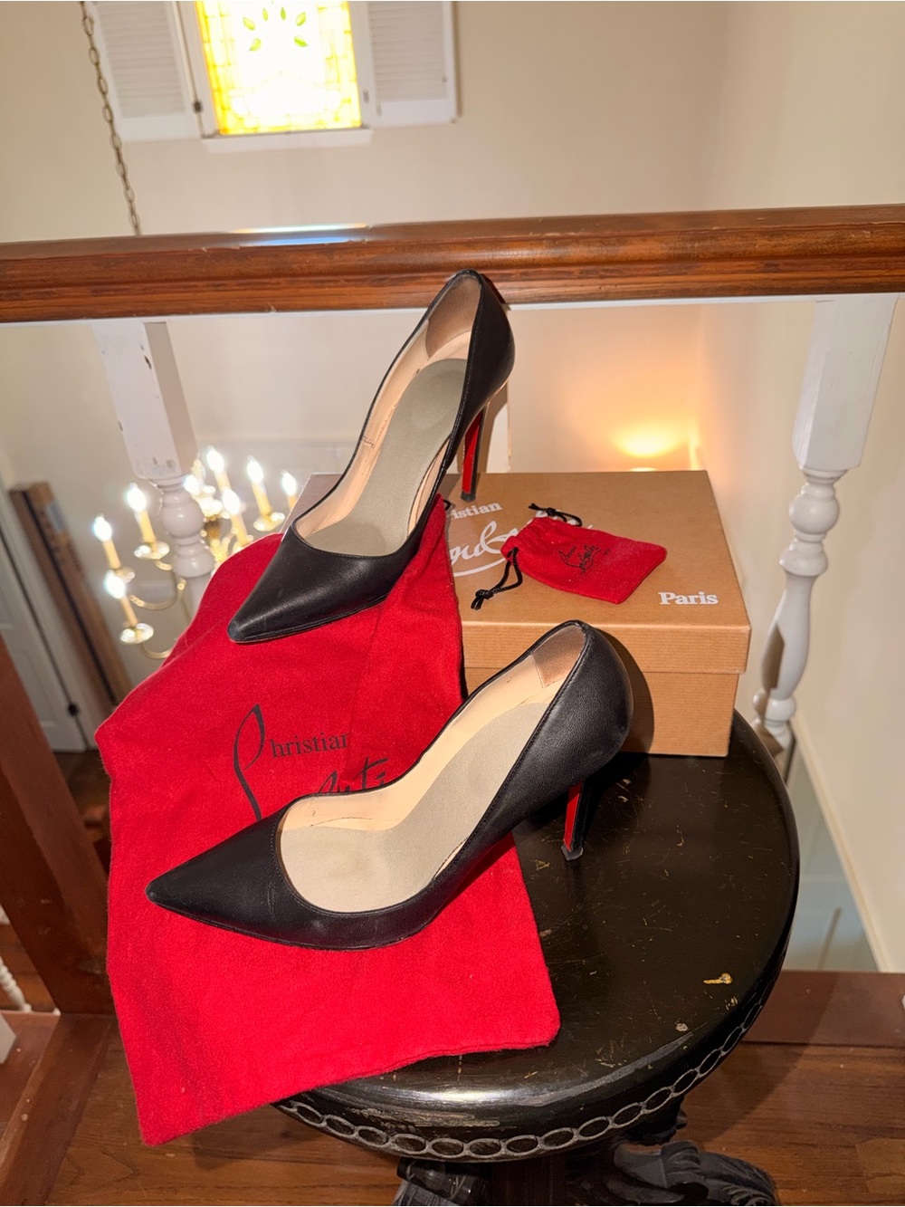 AUTHENTIC Christian Louboutin 37.5 leather Pumps